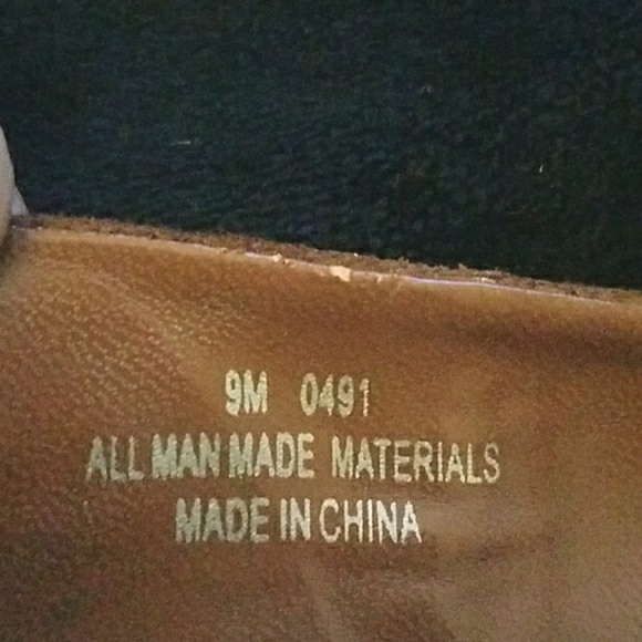 Versona Accessories Shoes - Size 9M - Picture 4 of 4